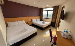 Signature Hotel Puchong 4Pax CozySuite 32