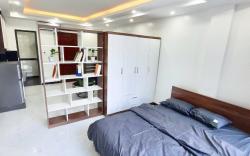 Căn hộ view phố ở Tô Vĩnh Diện