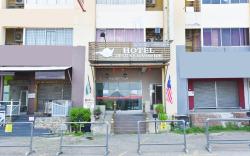 Danceter Destiny Riverside Hotel