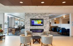 Holiday Inn Express Lethbridge Southeast By IHG