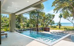 Merbrisa Rayong poolvilla 4BR - Ao khai beachfront