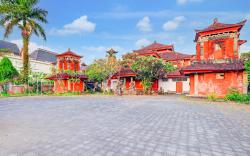 Dancenter Ubud  Near Museum Topeng