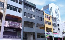 Super OYO 910 Hills Residence