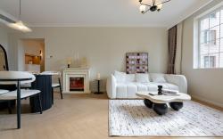 Tianzifang 3Bedroom Apt, 50m from Subway