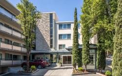 Park Lane Suites & Inn