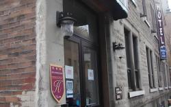 M Montreal Hostel