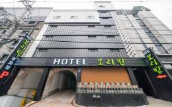 Incheon Seoknamdong Barley Field