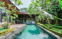TwinHouse-3BRVillaSurrounded-Ubud’sNaturalBeauty