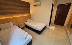 Signature Hotel Puchong CozyHotel LRT 59