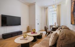 Charming flat - 2BR/ 6P - Arc de Triomphe