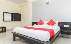 OYO Flagship 30324 Hotel Ravikiran