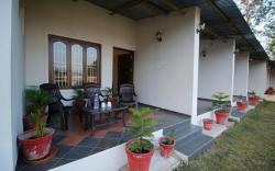 OYO 29970 Singaras Coffee Country