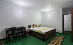 OYO 18758 Spacious Cottage