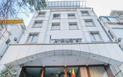 OYO 9925 The Ocea International