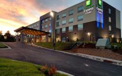 Holiday Inn Express & Suites Charlotte NE - University Area By IHG