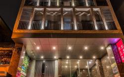 Cherry Hotel and Apartment