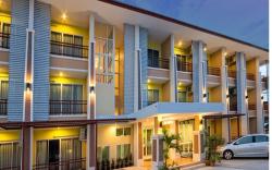 Takanta Place Aparthotel