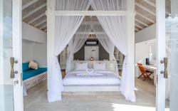 Mahi Mahi Villa and Suites