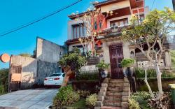 Lovender Family Villa Bandung (4BR-Style Bali)