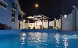 Rest n Splash by Home Stay Cikgu D'Inapan Kijang