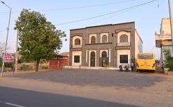 The Dollar Hotel & Resort
