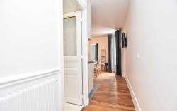 Cozy Apartment - 2BR/6P - Voltaire