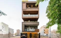 Lime Tree 1BHK Service Apartment Sector 52 Gurgaon