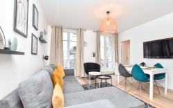 Superb apartment - 6 rooms - Paris center