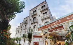 White Castle (Boutique Apartment Hotel)