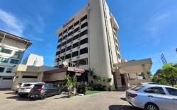 Somerset Hotel