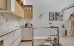 AMAZING HISTORICAL PARISIEN LOFT 