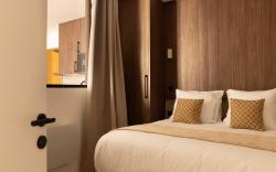 Elegant apartment - AC- 2BR-6P- Madeleine