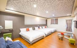 羅東夜市灰熊民宿