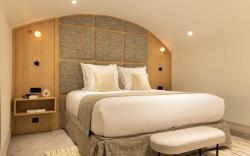 Modern apartment -AC-1BR-4P-Panthéon