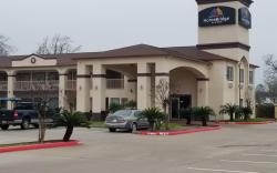 HomeBridge Inn & Suites 