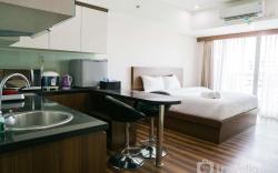 Studio Apartment @ Tamansari La Grande By Travelio