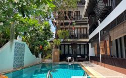 Baan Huenphen Boutique Hotel