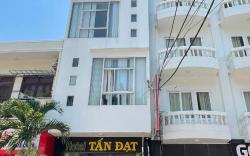 Tấn Đạt Hotel Quy Nhơn