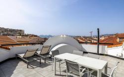 Luxury Penthouse 120mÂ² in the heart of Cannes