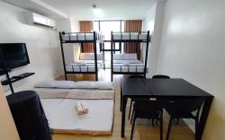 1812 Pool, Gym, Wi-Fi+ Netflix