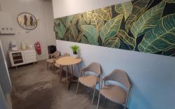 5 mins walking to East Coast Mall @ JW Guest House