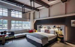 Ovolo Woolloomooloo Hotel