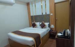 Green Palace Inn