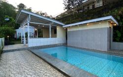 Villa Putih Naringgul