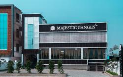 Majestic Ganges Inn