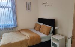 glamsflat troccadero