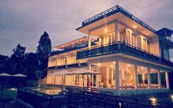 Atres Sari Resort