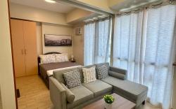 The Palladium Modern Executive Studio with Bedroom