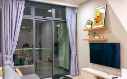 Starry x 1 Bedroom + Bathroom  *Netflix