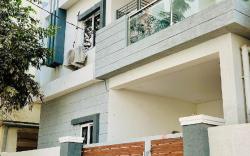 Luxurious Triplex 3BHK Villa+HomeTheater In IT HUB